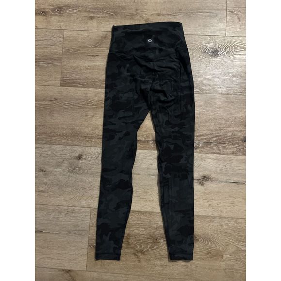 Lululemon Women's Align HR Pant 28” Nulu LW5BSZS Gray Camo Sz 4 Soft Nulu - Picture 2 of 2